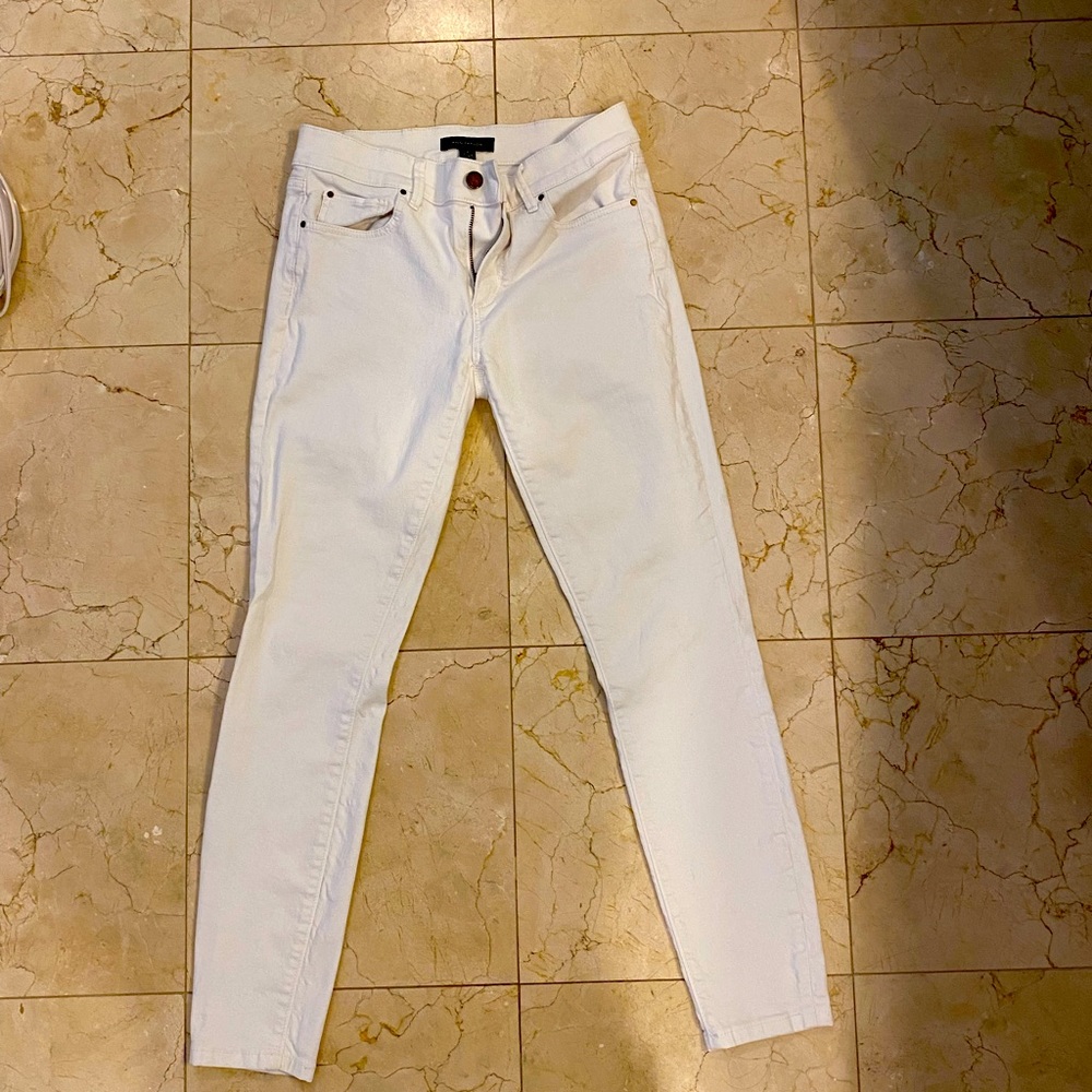 Ann Taylor The Skinny Ankle Modern Fit white jeans size 0